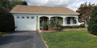 172 Buckingham Drive 172 Buckingham Drive Photo Gallery 1