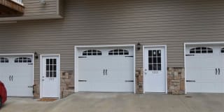 103 Lira Lane 103 Lira Lane Photo Gallery 1