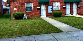 4716 QUARLES STREET NE 4716 QUARLES STREET NE Photo Gallery 1