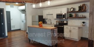 111 N Mosley 111 N Mosley Photo Gallery 1
