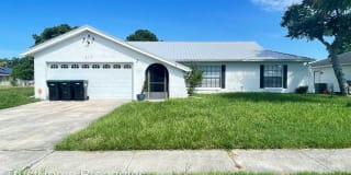 417 Iowa Woods Circle E 417 Iowa Woods Circle E Photo Gallery 1