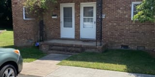 506 N Greensboro St Apt 30 506 N Greensboro St Apt 30 Photo Gallery 1