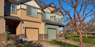 3725 Oak Hollow Dr. 3725 Oak Hollow Dr. Photo Gallery 1