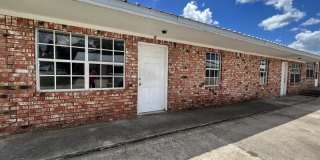 1601 University Parkway - 21 1601 University Parkway - 21 Photo Gallery 1