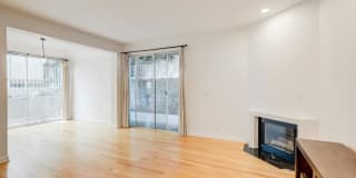 1840 South Beverly Glen Boulevard, Los Angeles, CA 90025 1840 South Beverly Glen Boulevard, Los Angeles, CA 90025 Photo Gallery 1