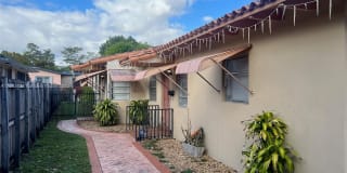 1112 SW 65th Ave 1112 SW 65th Ave Photo Gallery 1