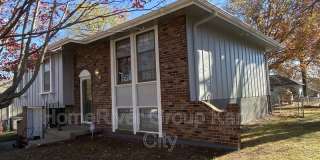 16929 E 3rd Ter S 16929 E 3rd Ter S Photo Gallery 1