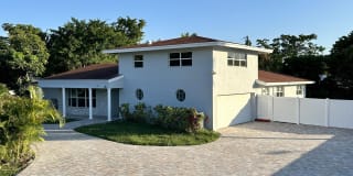 620 NE 7 Street 620 NE 7 Street Photo Gallery 1