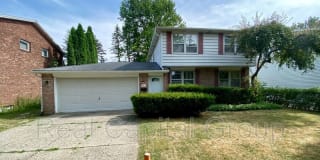 183 Sunshine Dr 183 Sunshine Dr Photo Gallery 1