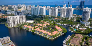 Lincoln Pointe Lincoln Pointe Photo Gallery 1