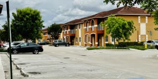 18190 NW 59th Ave, 101 18190 NW 59th Ave, 101 Photo Gallery 1