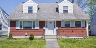 321 Hackett Boulevard 321 Hackett Boulevard Photo Gallery 1