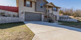 127 Ridgetop Lane 127 Ridgetop Lane Photo Gallery 1