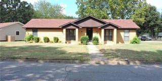 8617 Meadow DR 8617 Meadow DR Photo Gallery 1