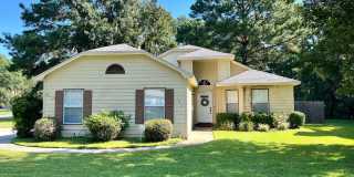 102 Saint Ives Dr. 102 Saint Ives Dr. Photo Gallery 1