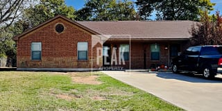 414 N Avenue E 414 N Avenue E Photo Gallery 1