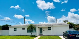 8700 SW 42nd Ter 8700 SW 42nd Ter Photo Gallery 1