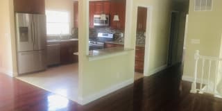 538 Vaughn Avenue 538 Vaughn Avenue Photo Gallery 1