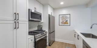 Avalon Woodland Hills Avalon Woodland Hills Photo Gallery 1