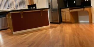 21520 NE Willow Glen Rd 21520 NE Willow Glen Rd Photo Gallery 1