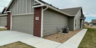 8084 E 34th Ct S 8084 E 34th Ct S Photo Gallery 1