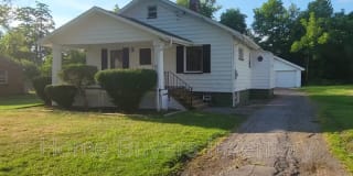 260 Potomac Ave 260 Potomac Ave Photo Gallery 1