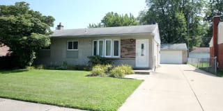 33043 Creston 33043 Creston Photo Gallery 1
