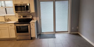 300 Sunflower Court 300 Sunflower Court Photo Gallery 1