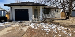5656 S Lakeview St 5656 S Lakeview St Photo Gallery 1