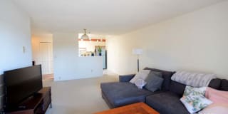 2917 MacArthur Blvd Unit 4J 2917 MacArthur Blvd Unit 4J Photo Gallery 1