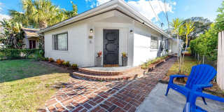 39 W OAKWOOD STREET 39 W OAKWOOD STREET Photo Gallery 1