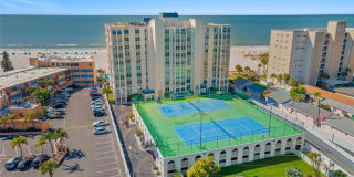 4950 GULF BOULEVARD 4950 GULF BOULEVARD Photo Gallery 1