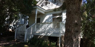 526 N 12th Ave E 526 N 12th Ave E Photo Gallery 1