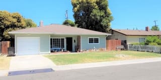 1525 West Polk Way 1525 West Polk Way Photo Gallery 1