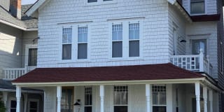 7 Surf Avenue 7 Surf Avenue Photo Gallery 1