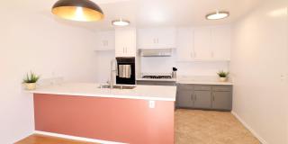 445 E Magnolia Blvd 445 E Magnolia Blvd Photo Gallery 1