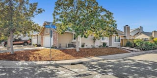 215 Flying Cloud Court 215 Flying Cloud Court Photo Gallery 1