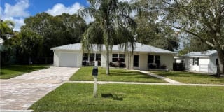 2063 34th Avenue 2063 34th Avenue Photo Gallery 1