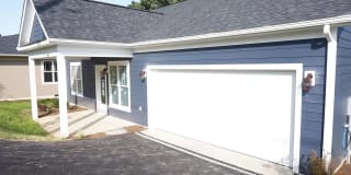 2325 Martin Ln. 2325 Martin Ln. Photo Gallery 1