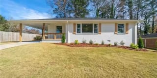 2785 Parkwood Road South East 2785 Parkwood Road South East Photo Gallery 1
