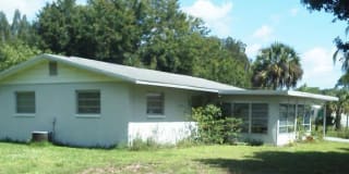 7906 Suncoast Dr 7906 Suncoast Dr Photo Gallery 1