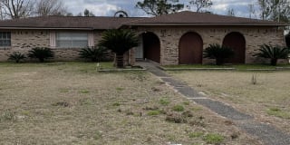 12081 Longwood Dr 12081 Longwood Dr Photo Gallery 1