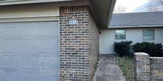 6010 S. Madison Pl 6010 S. Madison Pl Photo Gallery 1