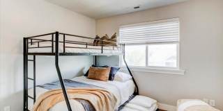 2050 W Fairway Ln 2050 W Fairway Ln Photo Gallery 1