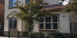 5543 N Gates Ave 5543 N Gates Ave Photo Gallery 1
