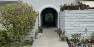 2119 Via Puerta 2119 Via Puerta Photo Gallery 1