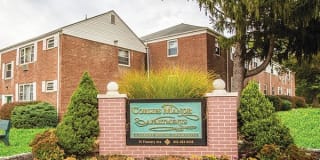 Corlies Manor Corlies Manor Photo Gallery 1