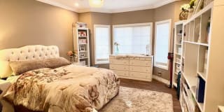 550 Camino de la Reina Unit 207 550 Camino de la Reina Unit 207 Photo Gallery 1