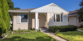 5406 N Lydell Ave 5406 N Lydell Ave Photo Gallery 1