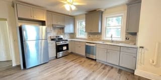 121 Independence Ave 121 Independence Ave Photo Gallery 1